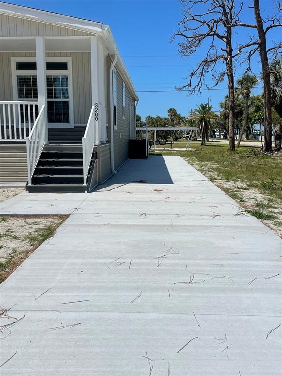 3200 Holly Ave in Englewood, FL - Foto de edificio - Building Photo