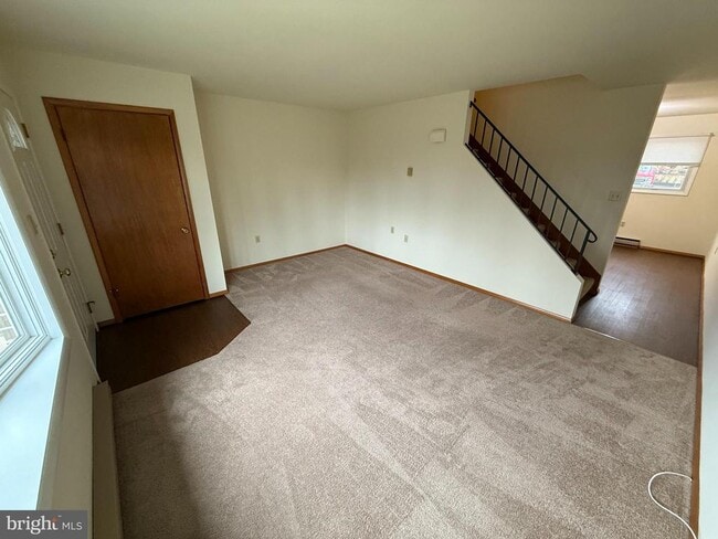 114 W Vine St in Shiremanstown, PA - Building Photo - Building Photo