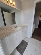 4121 NE 21st Terrace in Lighthouse Point, FL - Building Photo - Building Photo
