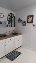 448 Avenue A NE, Unit Cozy Cottage in Winter Haven, FL - Building Photo - Building Photo