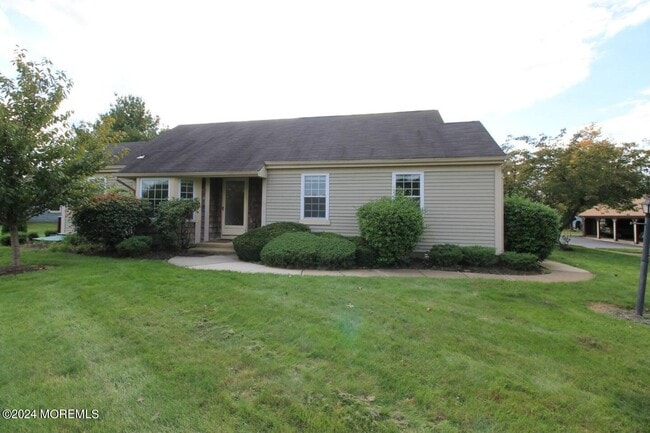 property at 3D John Adams Ct