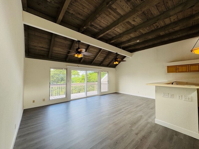 property at 44-140-140 Mui Pl