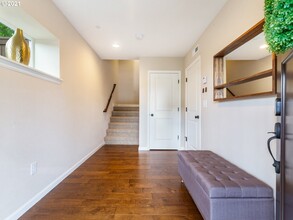 2218 NW 115th Ave in Portland, OR - Building Photo - Building Photo