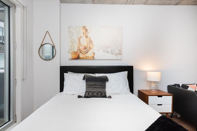 1227 Av. de l'Hôtel-de-Ville, Unit SI ID1261803P