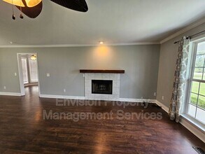 164 Cliett Rd in Byron, GA - Building Photo - Building Photo