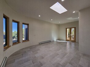 76 E Wildflower Dr in Santa Fe, NM - Building Photo - Building Photo