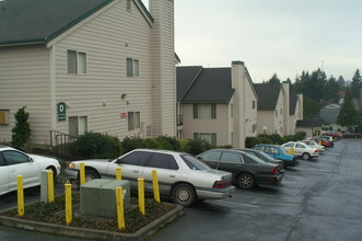 Hampton Village in Tacoma, WA - Building Photo - Other