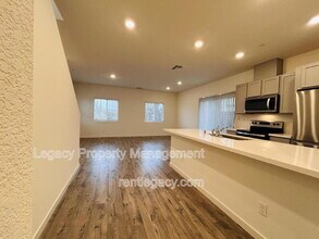 5312 Molino Cir in Roseville, CA - Building Photo - Building Photo