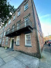 217 Abercorn St in Savannah, GA - Building Photo - Building Photo