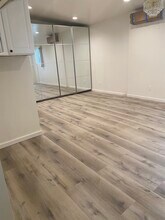 7412 Balboa Blvd in Van Nuys, CA - Building Photo - Building Photo