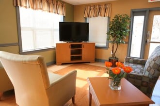 Marley Meadows Apartments in Glen Burnie, MD - Foto de edificio - Building Photo