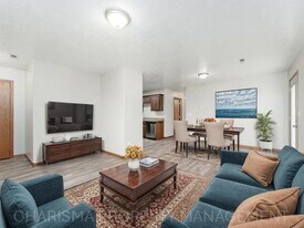 350 6th St in Baltic, SD - Building Photo