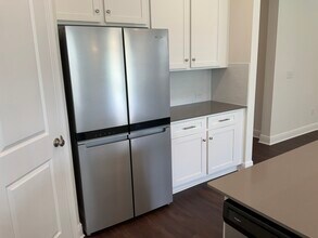 27550 St Andrews Ave in Wesley Chapel, FL - Foto de edificio - Building Photo