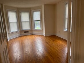 59 Cliff St, Unit 1 in Shelton, CT - Building Photo - Building Photo