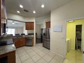 13465 Fladgate Mark Drive in Riverview, FL - Building Photo - Building Photo