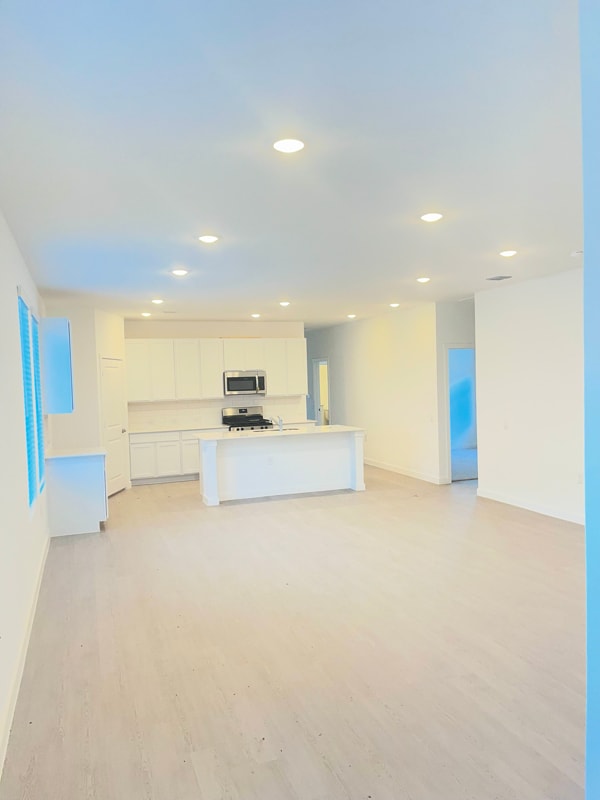 1414 Caceres Spur in San Antonio, TX - Building Photo - Building Photo