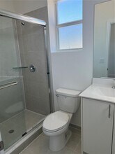 1727 SE 26th Ter in Homestead, FL - Building Photo - Building Photo