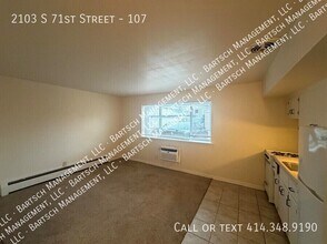 2103 S 71st St in West Allis, WI - Building Photo - Building Photo