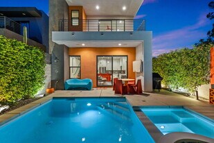 2691 Paragon Loop in Palm Springs, CA - Building Photo