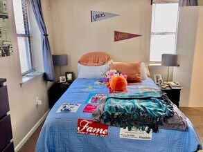 922 S 19th St, Unit #2F in Philadelphia, PA - Building Photo - Building Photo