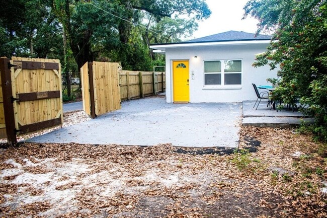 property at 3601 N 13th St