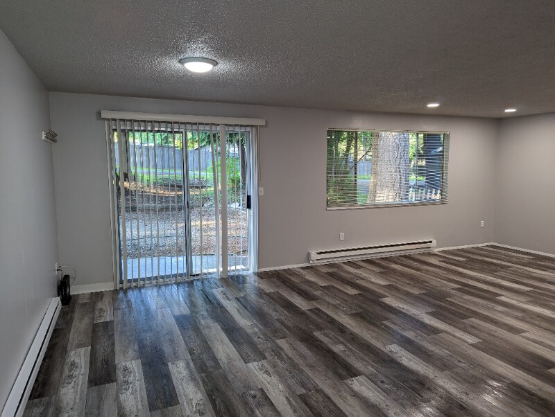 6905 Holmes Island Rd SE in Olympia, WA - Building Photo