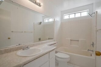 3480 Briar Ln in Tracy, CA - Building Photo - Building Photo