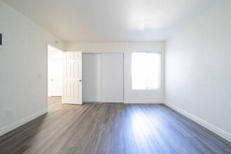 343 Autumn Dr in San Marcos, CA - Building Photo - Building Photo