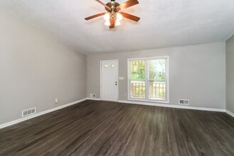 2193 Cruse Rd NW in Lawrenceville, GA - Building Photo - Building Photo