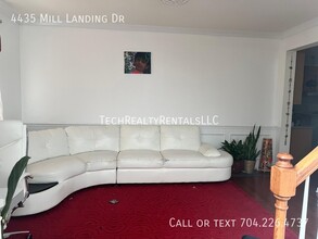 4435 Mill Landing Dr in Harrisburg, NC - Building Photo - Building Photo