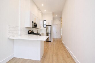 189 Jefferson Ave, Unit 3C in Brooklyn, NY - Foto de edificio - Building Photo