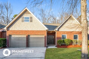 980 Valley Cir in Leeds, AL - Building Photo