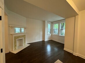 1040 W Roscoe St in Chicago, IL - Building Photo - Building Photo