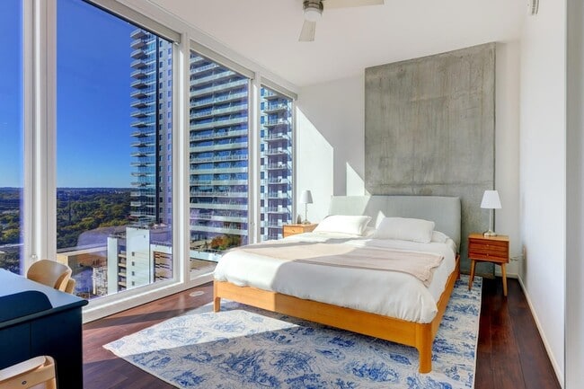 301 West Ave, Unit 1307 in Austin, TX - Building Photo - Building Photo