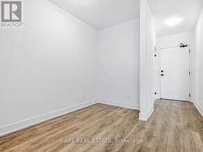 2489-2489 Taunton Rd in Oakville, ON - Building Photo - Building Photo