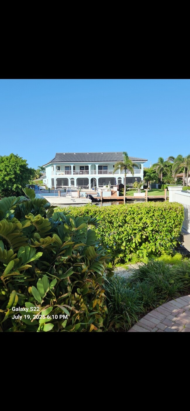 property at 1118b Highland Beach Dr
