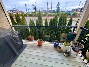 13102 SW Aubergine Ter in Sherwood, OR - Foto de edificio - Building Photo