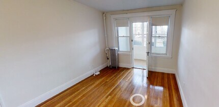 1630 Commonwealth Avenue, Unit 3 in Boston, MA - Building Photo - Building Photo