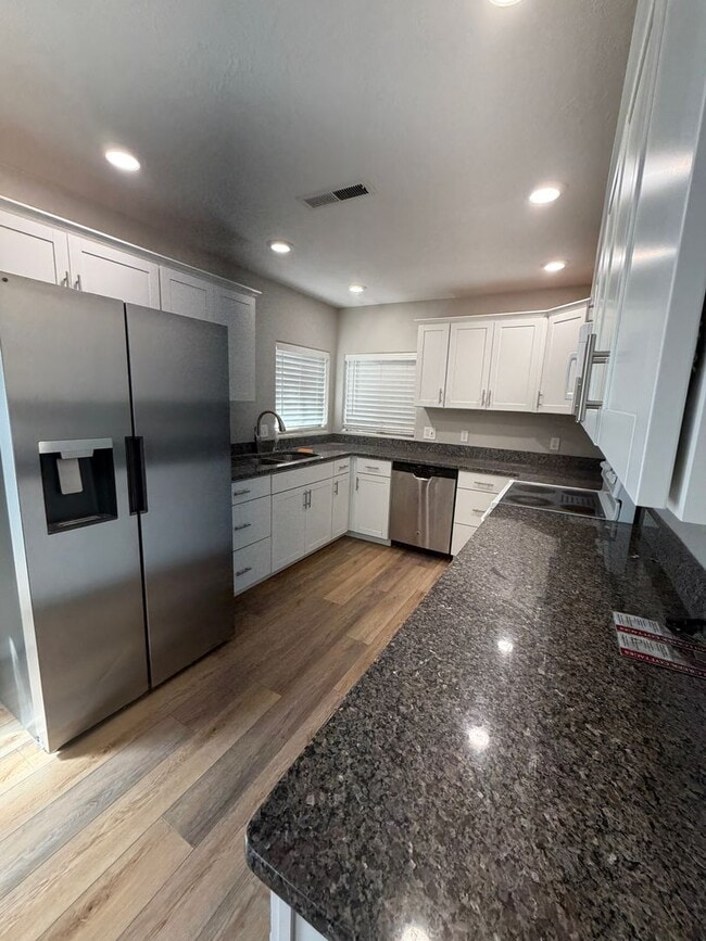 1040 N 1300 W in Saint George, UT - Building Photo - Building Photo