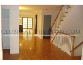 195 Forest St in Arlington, MA - Building Photo - Building Photo