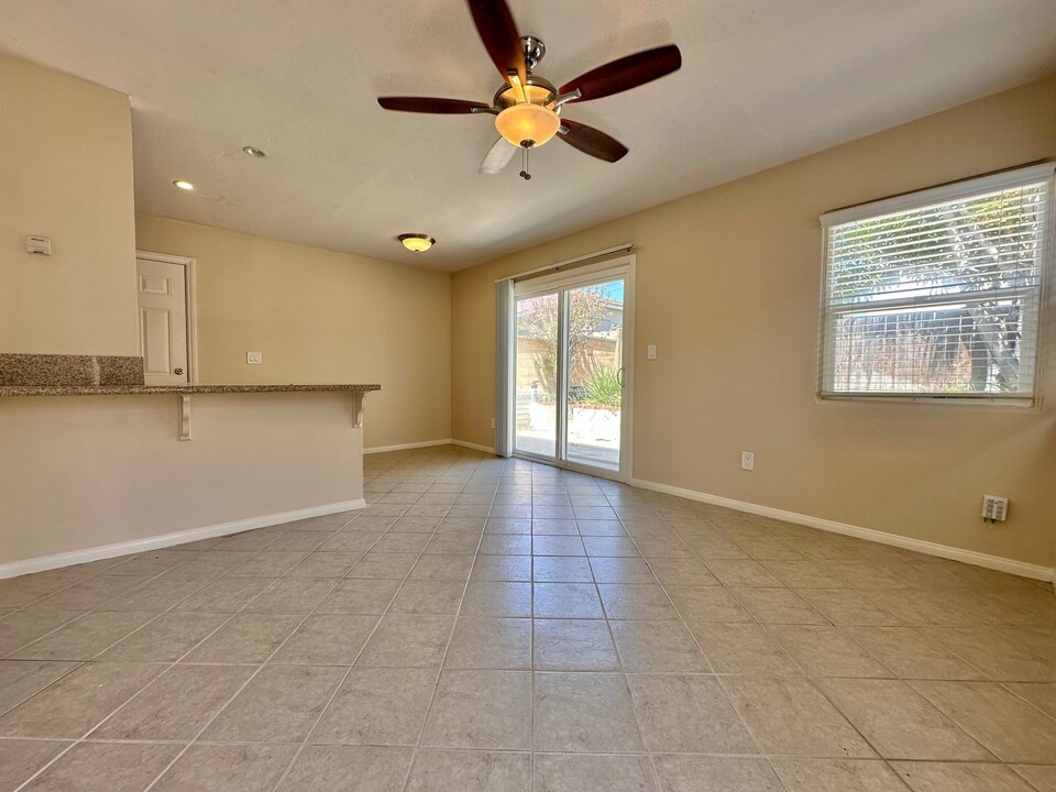 2118-2120 Reed Ave in San Diego, CA - Building Photo