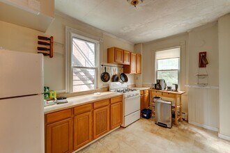 22 Lynwood Pl in New Haven, CT - Building Photo - Building Photo