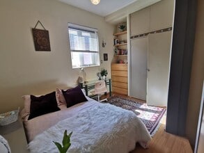 20 Brockton Av in Toronto, ON - Building Photo - Building Photo
