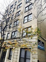 3933 N Clarendon Ave in Chicago, IL - Building Photo