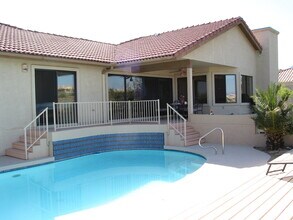 15710 E Thistle Dr in Fountain Hills, AZ - Building Photo - Building Photo