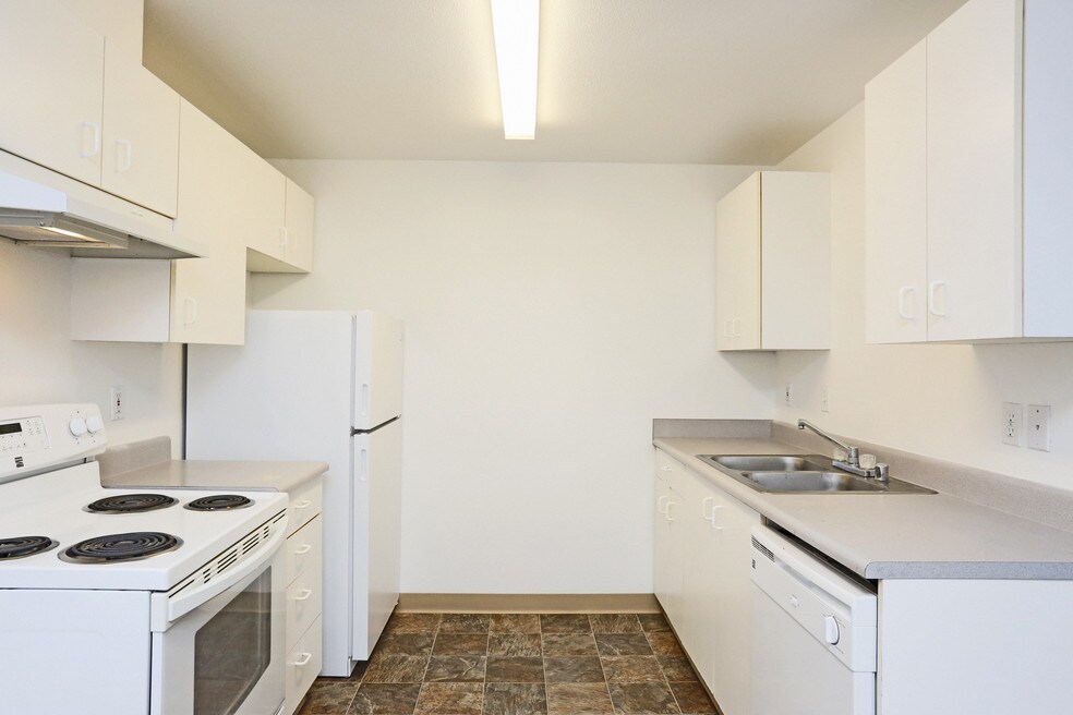 3605 Salmonberry Dr SE Apartments and Nearby Port Orchard