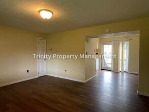 69 Linden Ave in Anmoore, WV - Building Photo - Building Photo