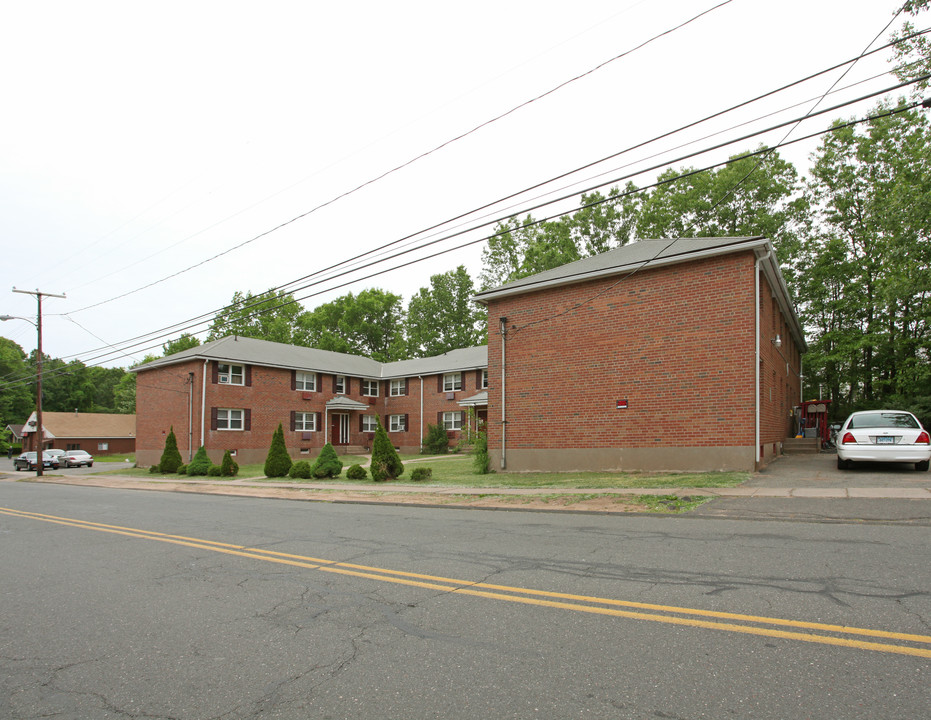 1032-1036 Tolland St in East Hartford, CT - Building Photo