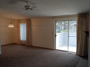 8418 Everett Way, Unit D in Arvada, CO - Building Photo - Building Photo