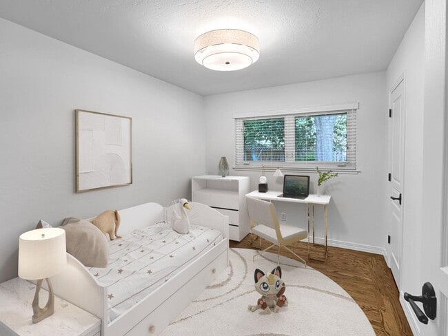 1527 Queensbury Ave in Los Altos, CA - Building Photo - Building Photo